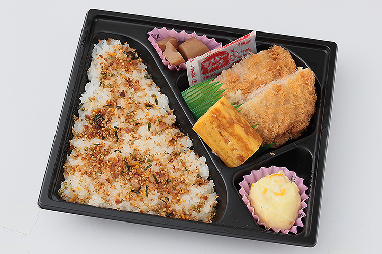 メンチカツ弁当／電子レンジ対応
